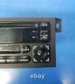 1994-2003 Dodge Jeep Chrysler Plymouth AM FM Radio CD Cassette Player. P04704383
